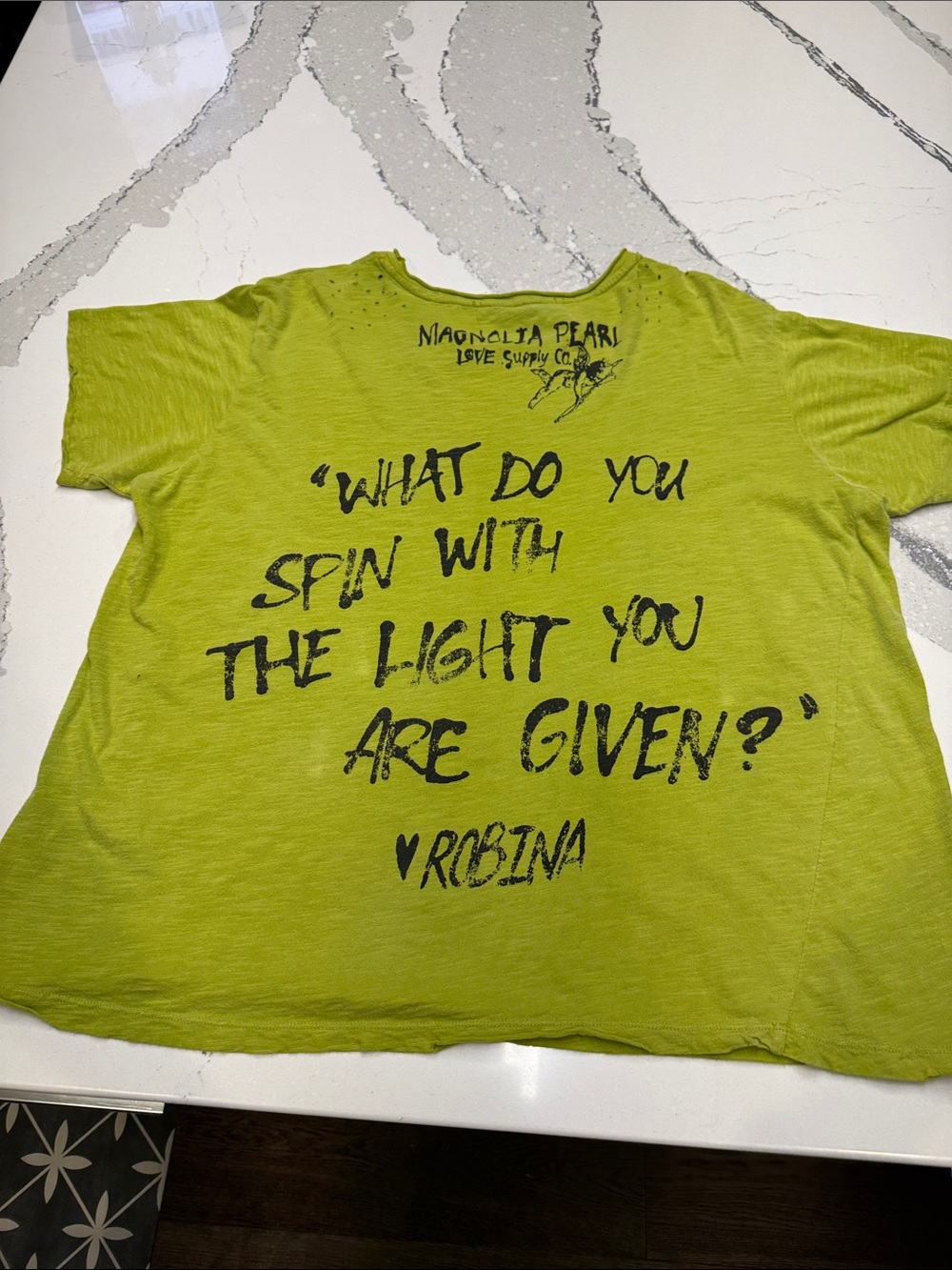 Magnolia Pearl Lime Green Graphic Short Sleeve Tee One Size Very Collectible - Picture 3 of 6